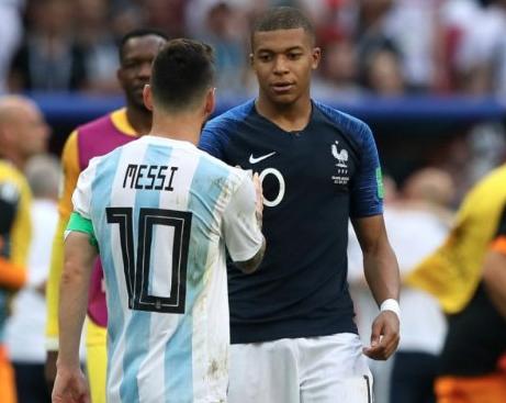 2018世界杯绝代双骄同天告别,2018年世界杯梅西和c罗止步多少强