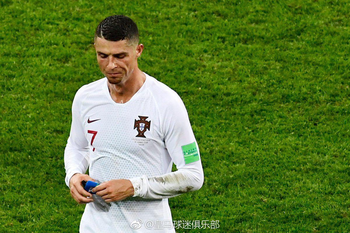 绝代双骄落幕之战,绝代双骄同时离开世界杯