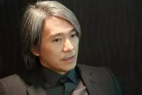 周星驰百年孤独,周星驰憔悴