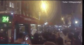 大街一个人都没有，赢球后……世界杯中的英国，有点诡异啊……