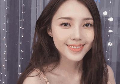 大油皮的妹子，夏天用什么水乳？