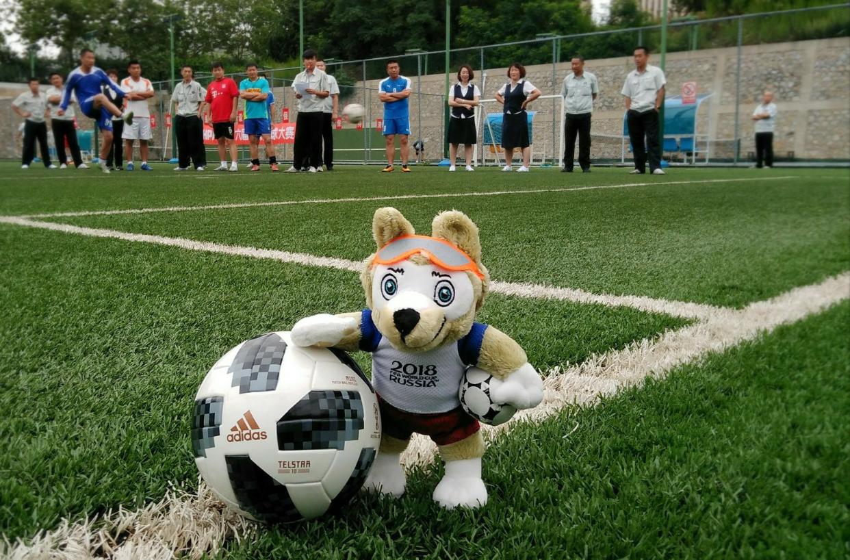 姆巴佩，追风少年碾压铁桶阵？卡瓦尼，南美妖刀刺破滑铁卢？