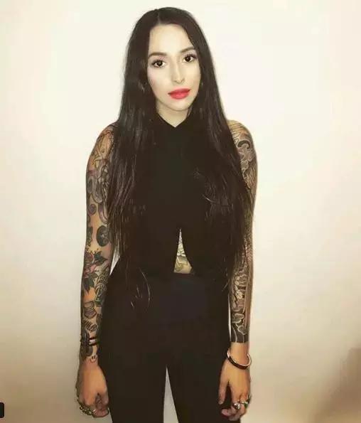 空姐可以纹身么,空姐可以纹身吗