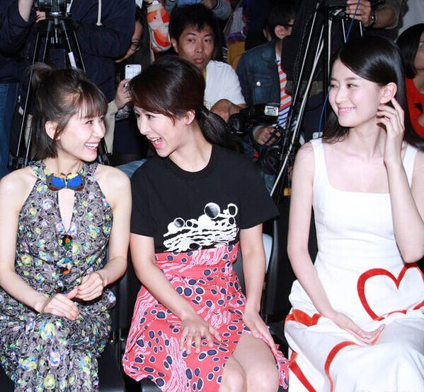 女明星太瘦照片,女明星太瘦了