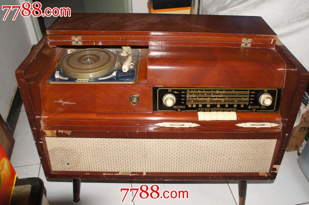 中国老单管收音机收藏,凌万春民间艺术作品
