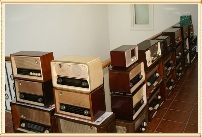 中国老单管收音机收藏,凌万春民间艺术作品