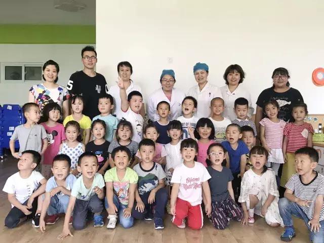 下夜班不休息，跑去幼儿园？看看顺义区医院口腔科医生都在忙什么