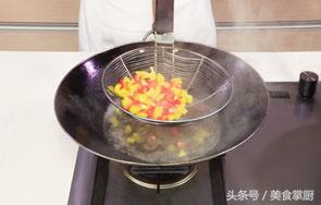 小河虾补虚通乳,吃中药可以吃小河虾
