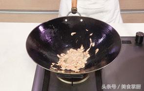 小河虾补虚通乳,吃中药可以吃小河虾