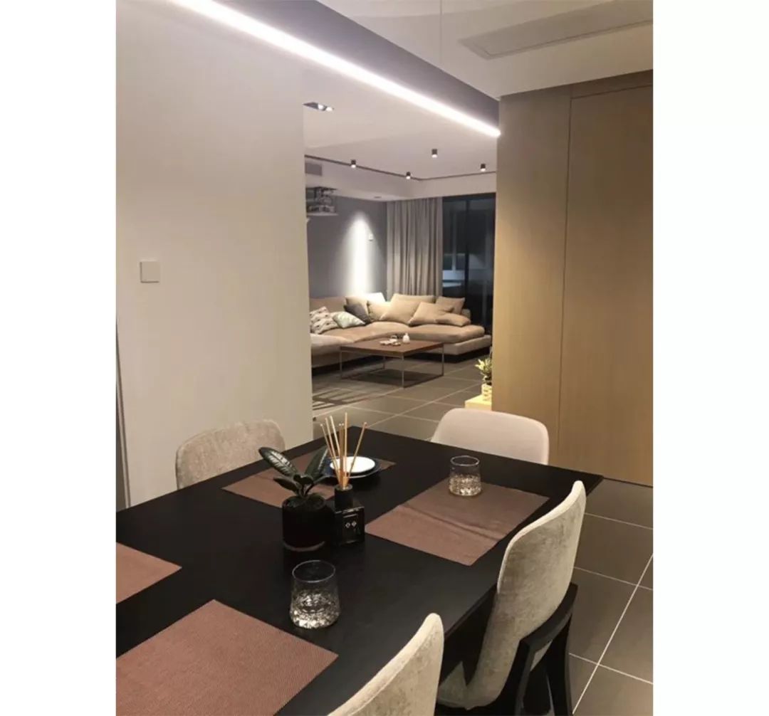 不爱打扮的男生,不爱打扮的男生打扮出来是什么样