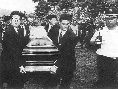 在世界杯踢丢点球,世界杯进乌龙球被乱枪打死