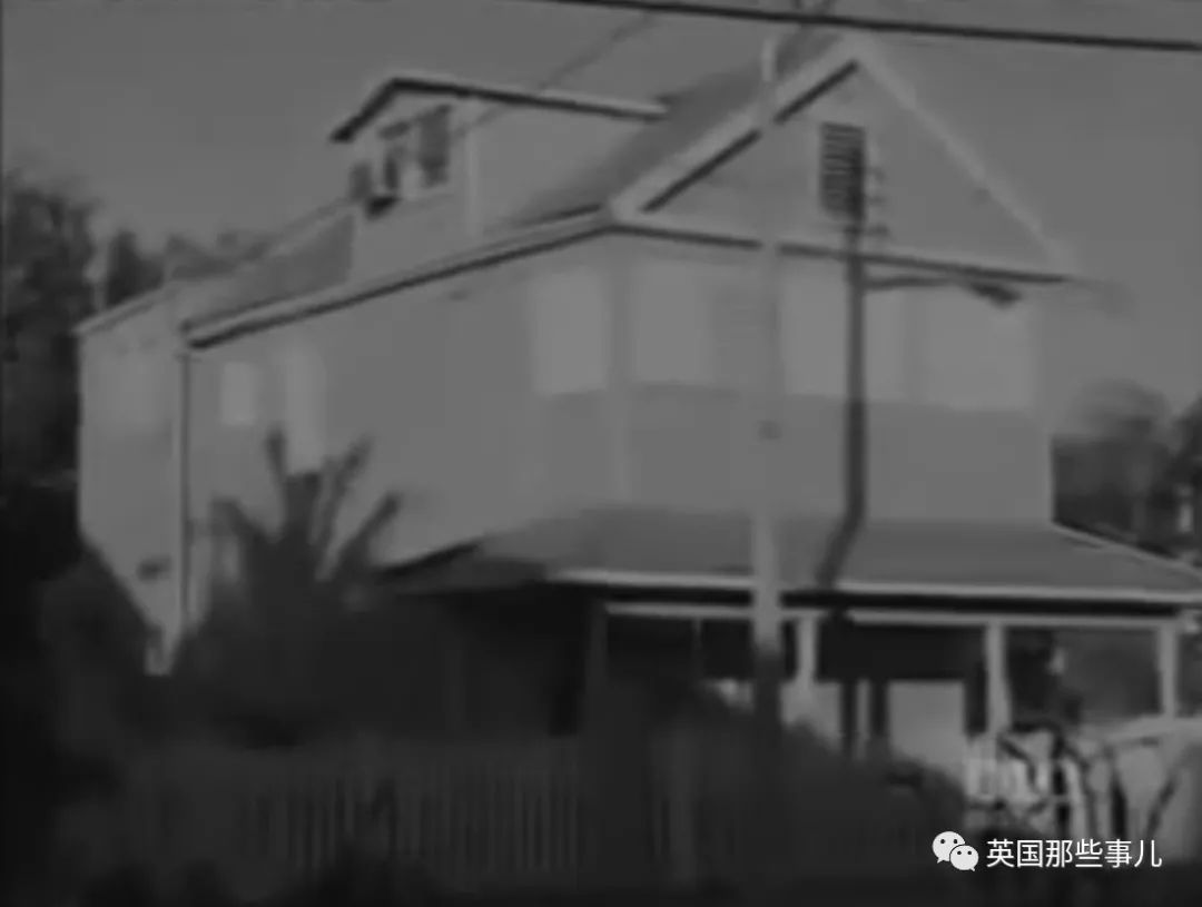 一心要和梦中姑娘在一起……而当姑娘离世后，他突然诡异了起来……