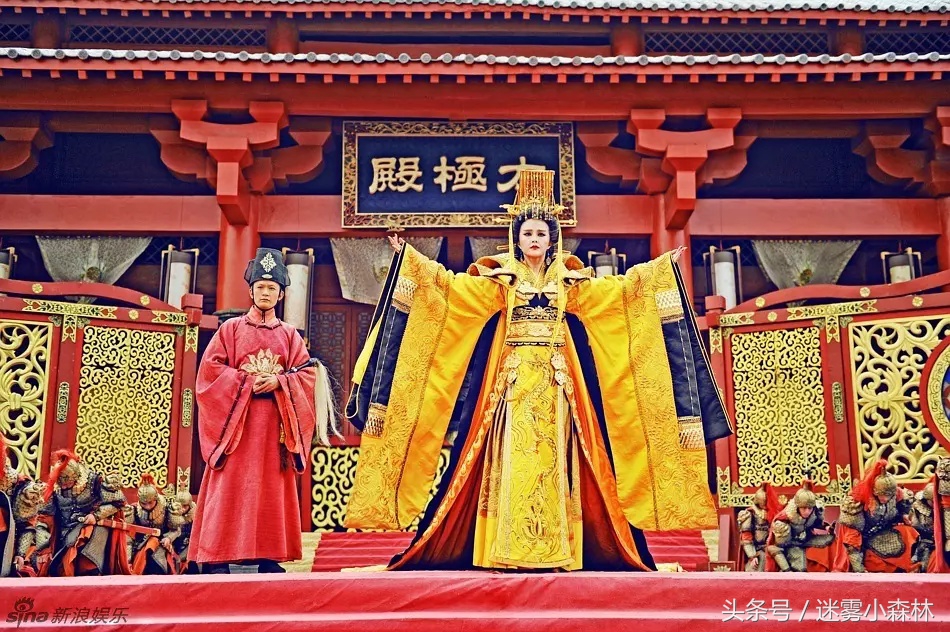 古装电视剧里的戏服拍完都去哪里,古装剧里的衣服是怎么穿的