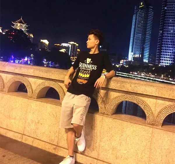 学霸奖学金8项,学霸足球运动员