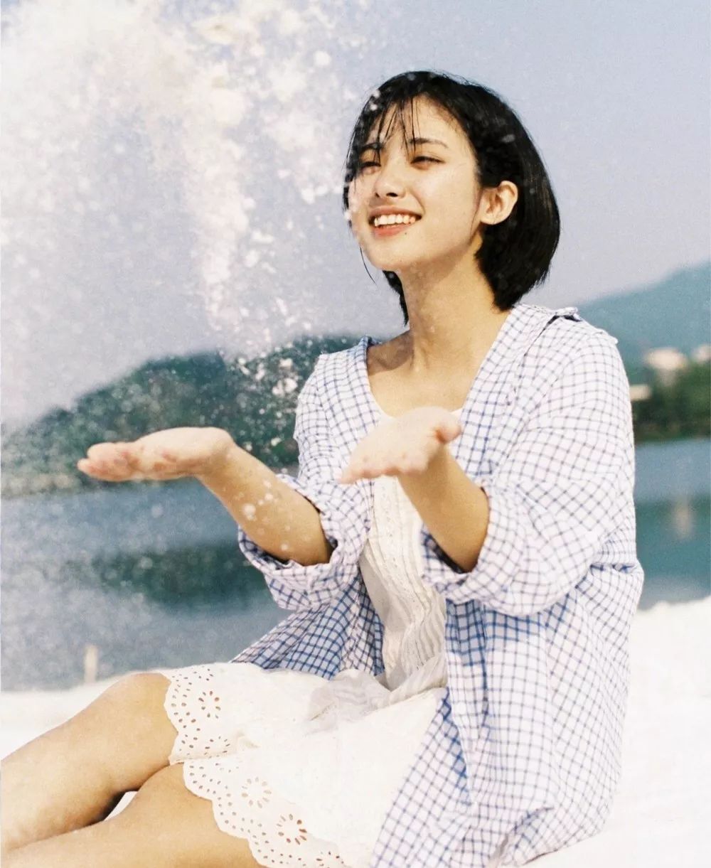 配饰｜郑爽的同款漫画腿怎么GET？这些蕴含谨慎机的好物或许能够帮到你！