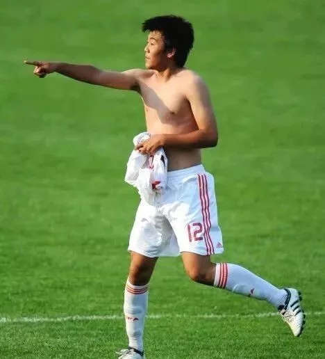 中国男足为什么踢不进世界杯,中国男足这一次进世界杯了吗