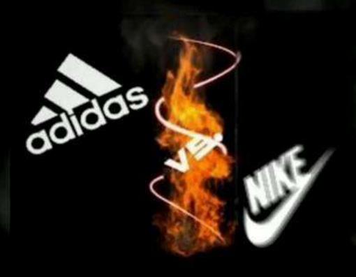 倒挂金钩|耐克VS阿迪达斯,世界杯半决赛遭遇三打一