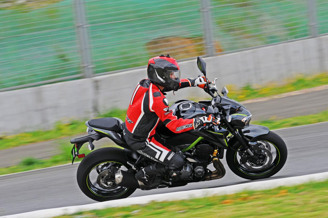 川崎z900有弯道abs吗,川崎z900拉爆