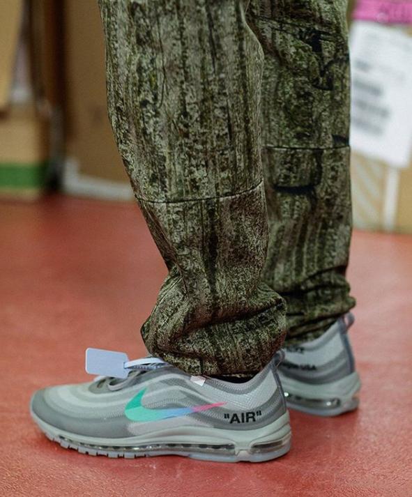 off-white是奢潮吗,offwhite2020款