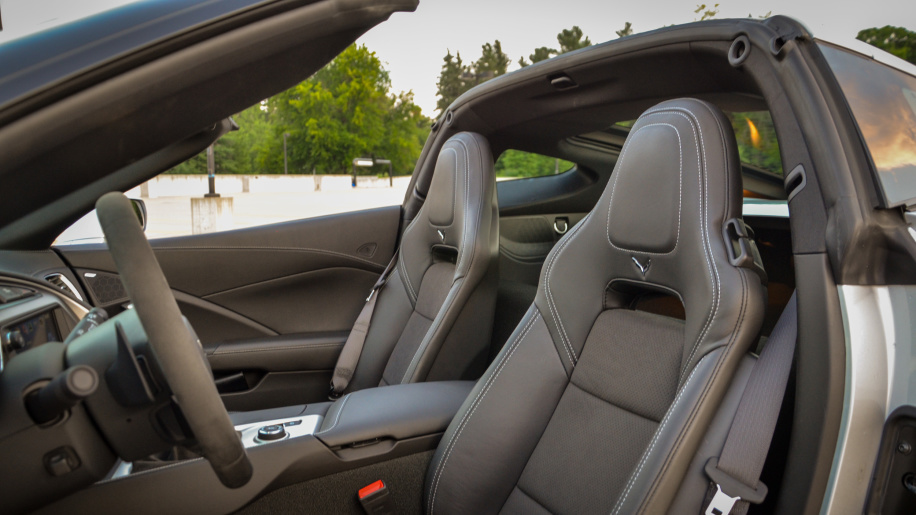 最便宜的v8涡轮车,最便宜车是v8发动机