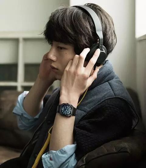 男生海边拍照如何摆pose,双人男生拍照pose姿势大全