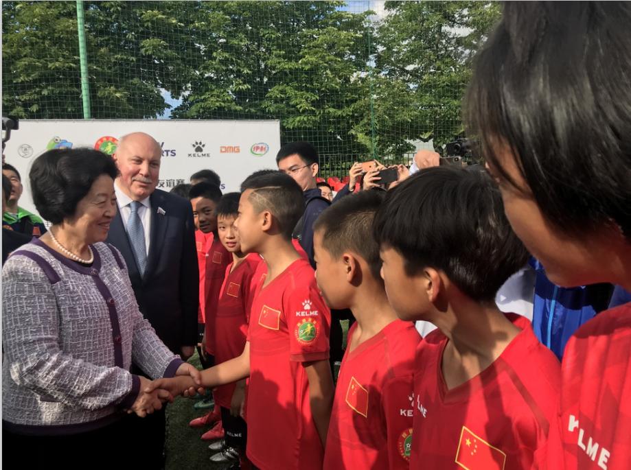 从园艺山到世锦赛绿茵场的“绵阳小将”