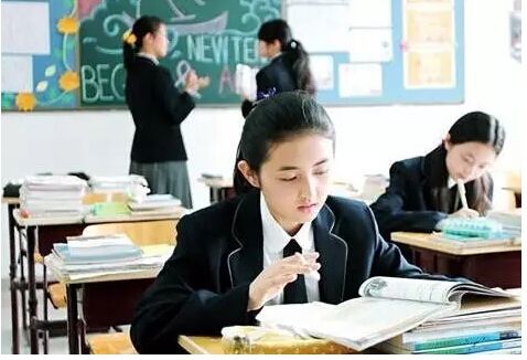 中考英语必须要掌握的常考50组重点词语辨析！看了就涨分！