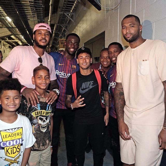 内马尔与各大篮球明星合影,内马尔和杜兰特合影照片