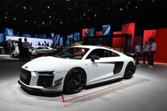 150万可以买哪一年的奥迪r8,奥迪r8最新价格2024款图片