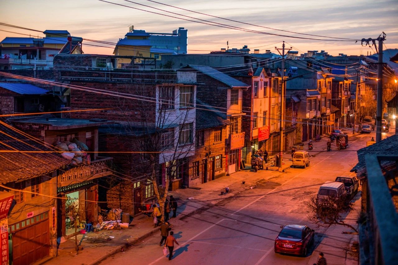 一个失业大叔，用1500元拍下自己幸福的父母，豆瓣9.2分！