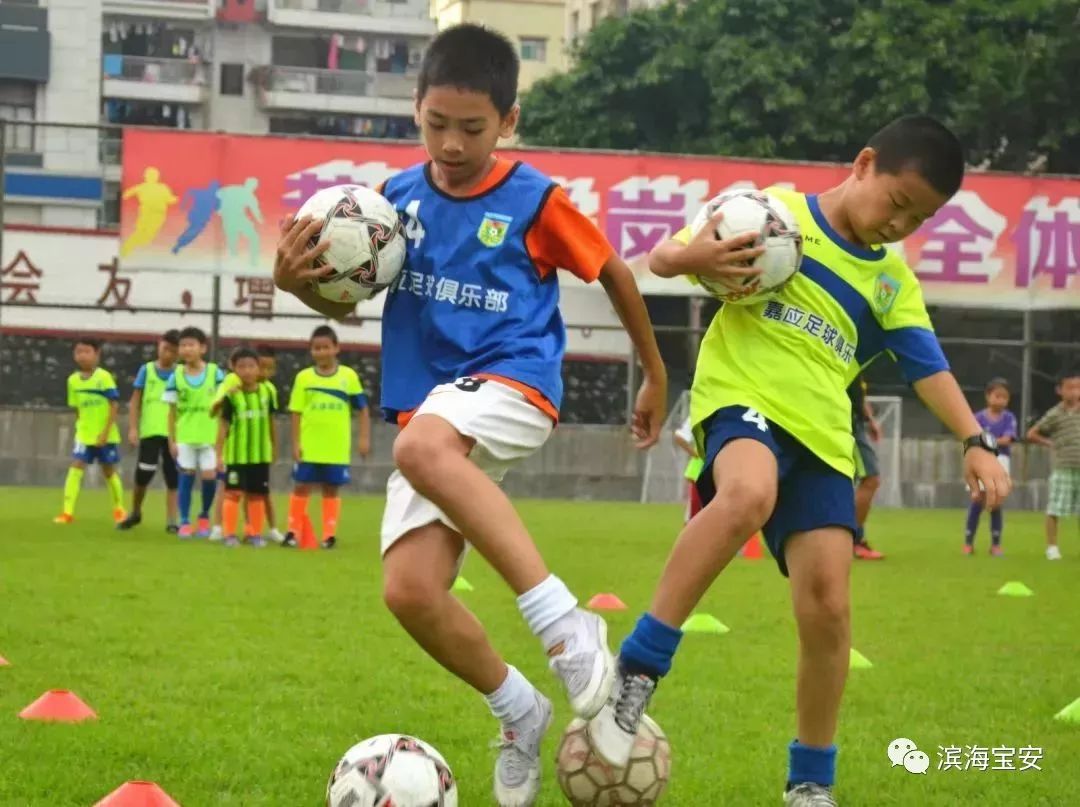 足球夏令营国外一般多少钱,不要钱夏令营