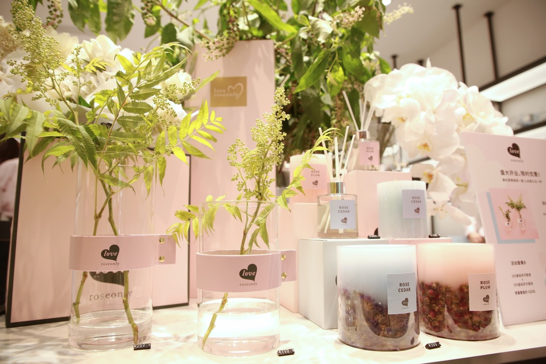 roseonly全国专卖店,roseonly全球首家专卖店