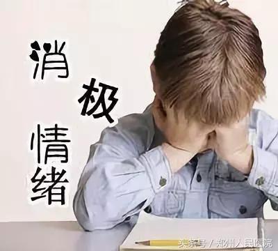 11岁男孩变声长胡须还会再长吗,9岁男孩长出小胡子正常吗