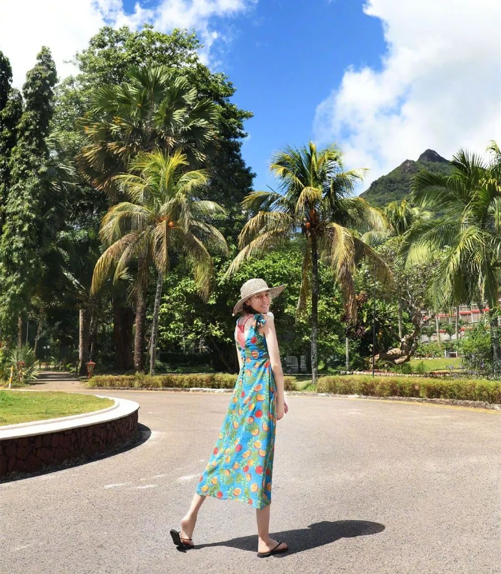 吴昕时尚穿搭夏季,吴昕迪丽热巴时尚穿搭