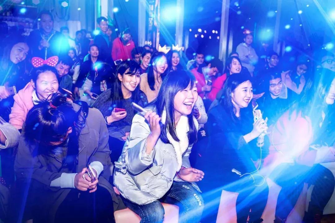 欢乐嘉年华｜2018九畹溪撒欢节水上大冲关酷爽来袭