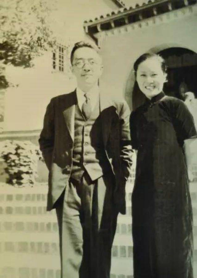 吴健雄居里夫人谁的成就大,居里夫人和吴健雄有什么关系