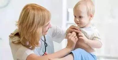 婴儿喘有痰最快解决方法,宝宝气喘咳嗽有痰小妙招