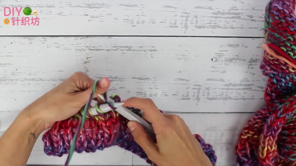 织毛衣教程时尚开衫,时尚棒针织毛衣的教程