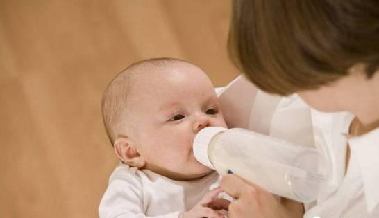 美素佳儿奶粉有问题去哪里投诉,奶粉遇水不化是奶粉的问题吗