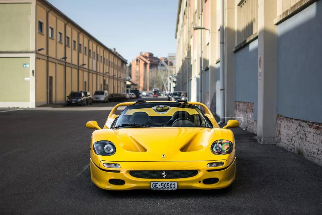 法拉利f50成交价,黄色法拉利f50