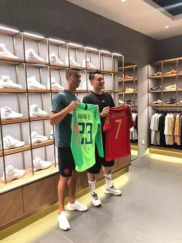 c罗练小腿,c罗的腿长