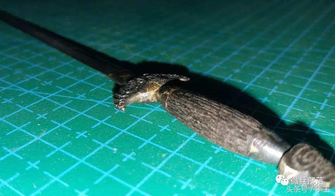 纯手工打造名剑,微型刀剑制作比赛