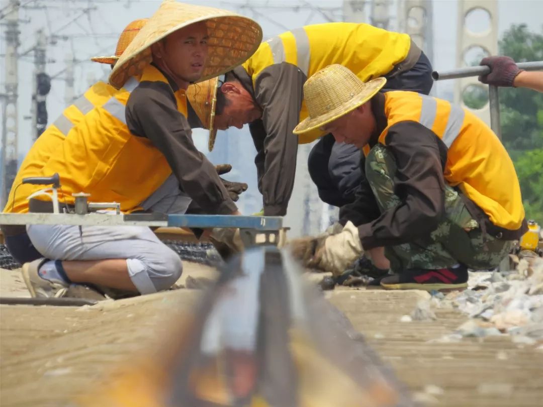 “汗蒸”、“桑拿”奈我何？保养维修不停步