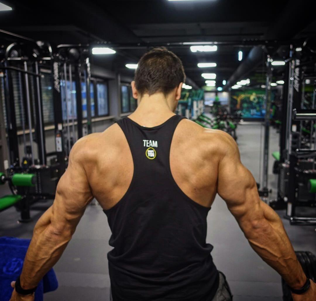 平板支撑锻炼什么,平板支撑怎么做