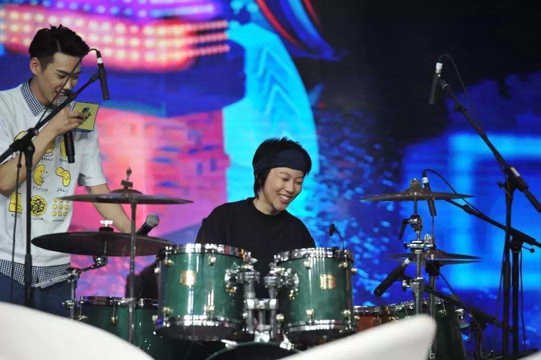 星二代不进娱乐圈,娱乐圈热议的星二代