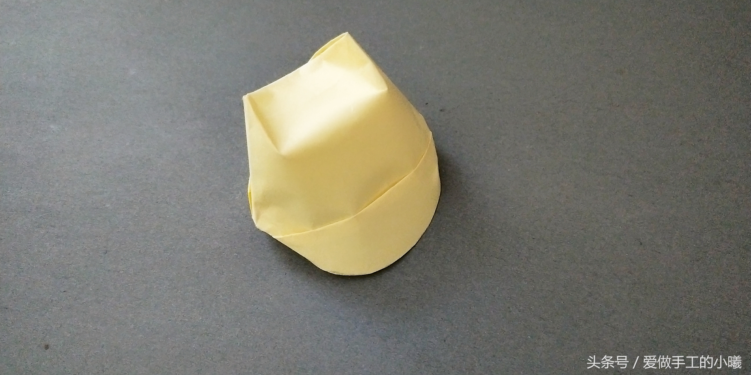 儿童折纸折帽子,儿童手工折纸帽子可以戴的