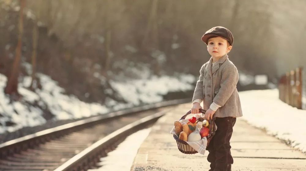 如果家里有个调皮的孩子,家里有个内向的孩子怎么办