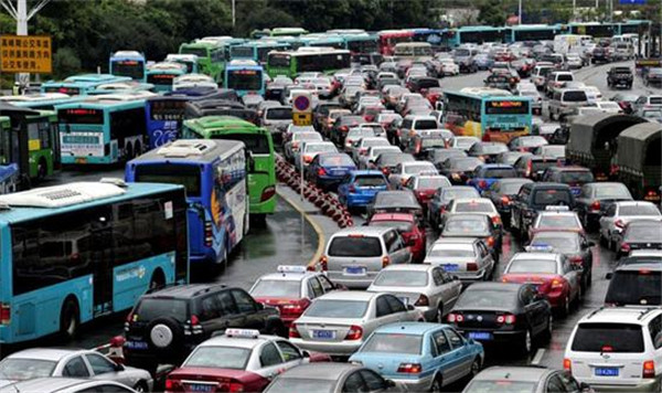 为什么买了车却开的少，老司机们都知道原因！