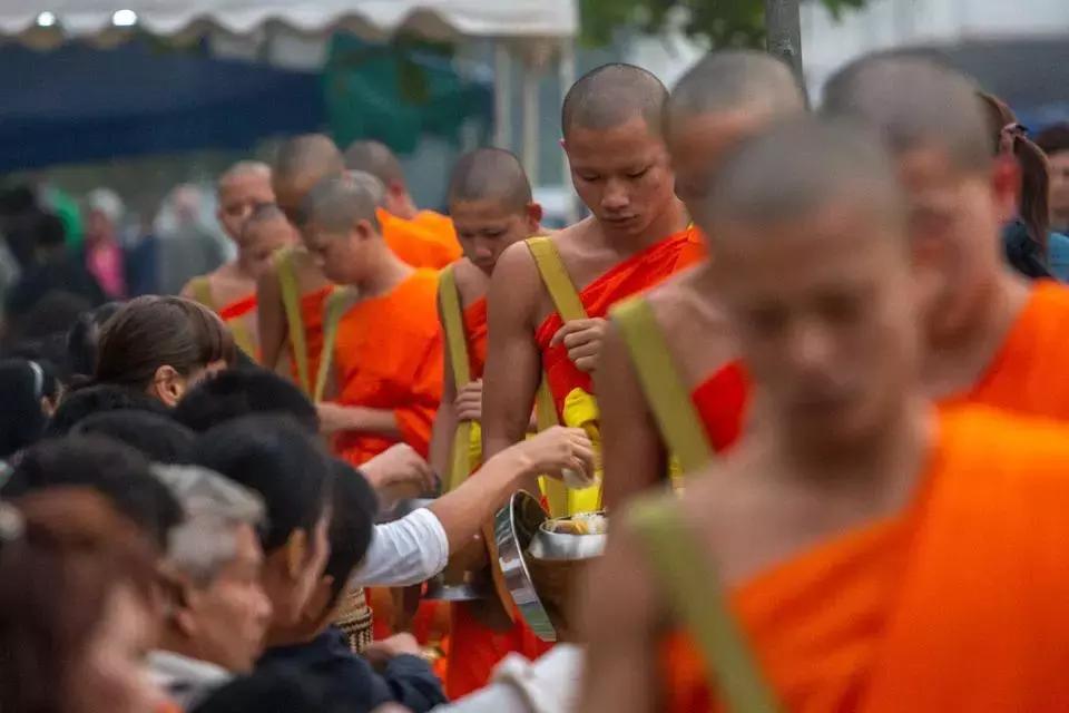 东南亚冷门大巴价格,中国哪个市到泰国最便宜