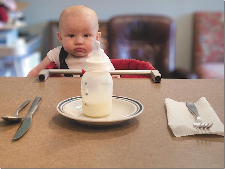 为什么海外版的奶粉更便宜,国产奶粉和进口奶粉哪个靠谱